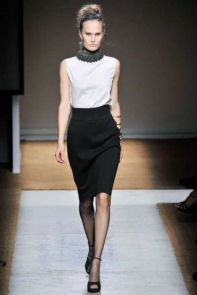 Look 33